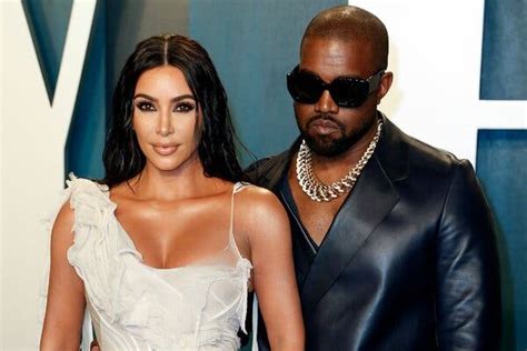 Kim Kardashian West Files For Divorce From Kanye West The New York Times