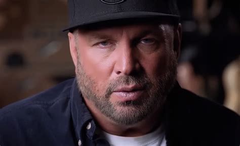 Troyal garth brooks (born february 7, 1962) is an american singer and songwriter. A&E To Air Garth Brooks Biography