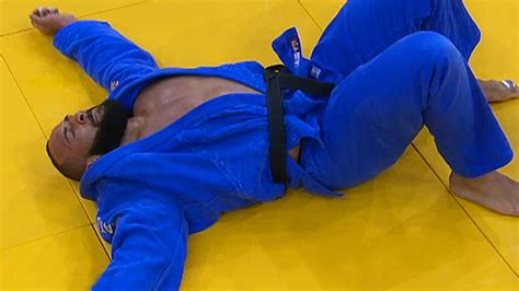 Roy meyer (links) in actie tegen veendammer henk grol tijdens de europese kampioenschappen in portugal; In de wedloop naar Tokio geeft Meyer Grol weer tegengas | NOS