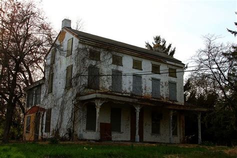 Fricks Lock Pa 206 Old Farm Houses Abandoned Places Haunted Places