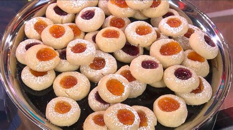 Our grandmothers have preserved for many generations. Pinterest's Most Popular Holiday Cookie Video - ABC News