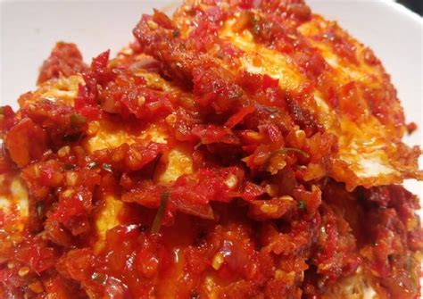 Selain daging, resep udang balado, kentang balado, resep terong balado dan yang lainnya, kita juga bisa mengkreasikan resep ini dengan telur. Resep Sambal Balado Telur / 10 Resep Telur Balado Istimewa ...