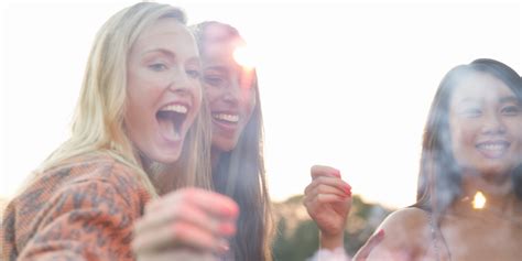 Why Girls Stop Being Friends With Each Other Huffpost
