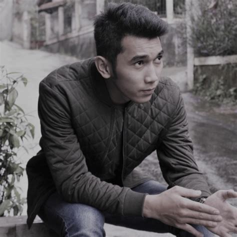 You can download free mp3 as a separate song and download a music collection from any artist, which of course will save you a lot of time. Surat Cinta Untuk Starla (cover) by NigaGunawan | Niga ...