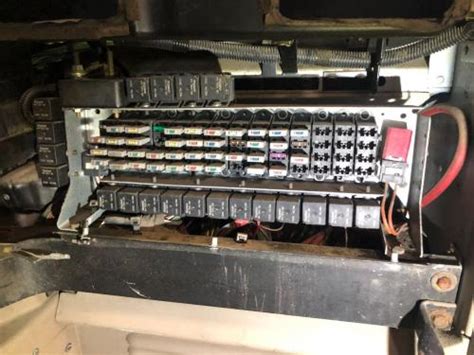 International 9400 Fuse Boxes For Sale