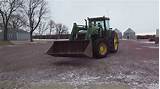 John Deere 840 Loader