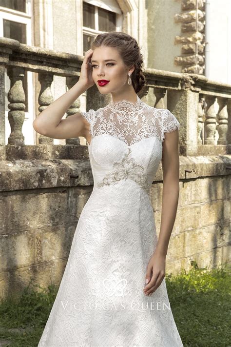 Vintage Inspired Lace Cap Sleeve High Neck Wedding Gown Vq