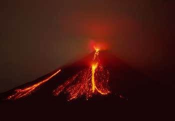 2002 l'éruption du volcan nyiragongo. Gigantic volcano Mount Nyiragongo predicted to erupt ...