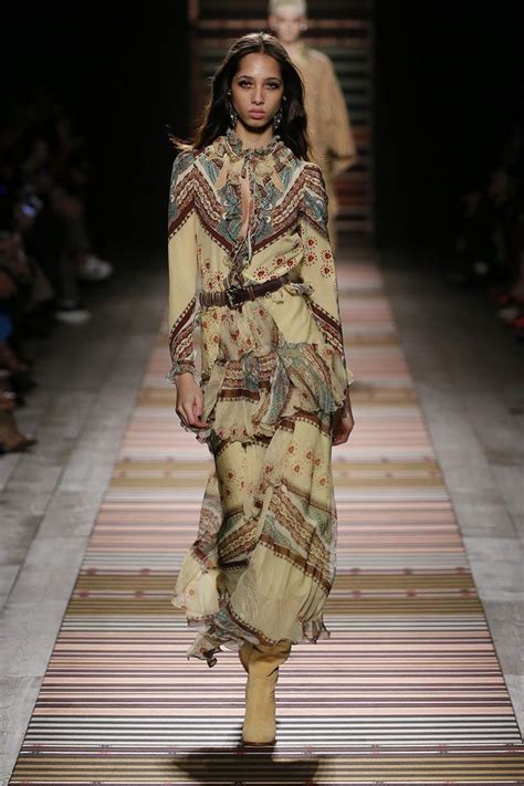 Mfw Review Etro Fall Winter 2018 Womens Collection Catwalk