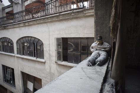 En la colonia doctores, a pocos pasos de la estación del metro niños héroes, se encuentra uno de los edificios más enigmáticos y uno de los tesoros mejor guardados de esta. La Posada del Sol: el hotel embrujado y olvidado en la ...