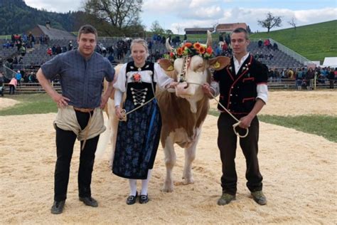 Das schwingfest und der nachwuchsschwingertag im kemmeribodenbad vom 21. Emmentalisches Schwingfest Zäziwil: Sieg für den Rubiger ...