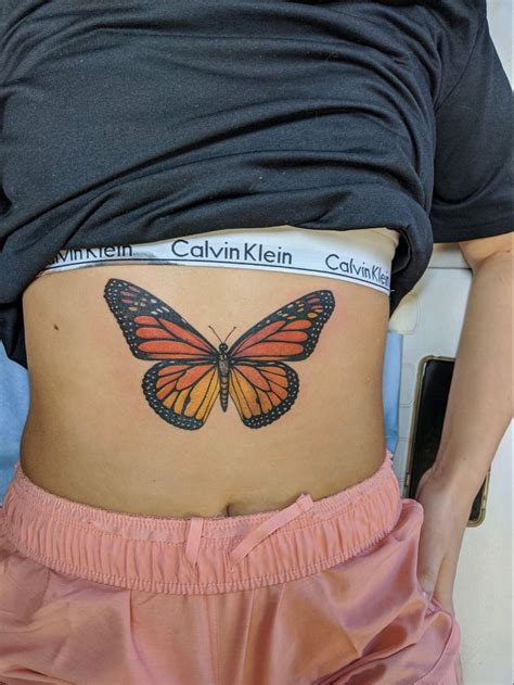 Monarch Butterfly Stomach Piece🦋 Insta • Hannahhgodfreyy Turtle Tattoo Designs Monarch