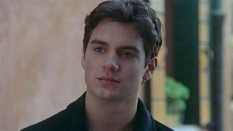 Just because henry cavill makes a dashing clark kent doesn't mean he's always superman in 2016, cavill's girlfriend, tara king, was 13 years younger than him—and she couldn't even drink. 35 best Henry Cavill - Young ♥ images on Pinterest | Henry ...