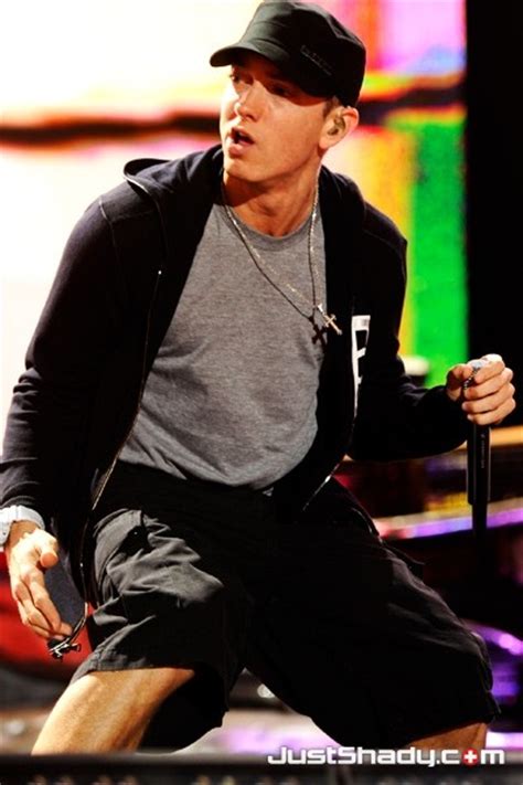 Image Eminem Live At Comerica Park 2010 009 The