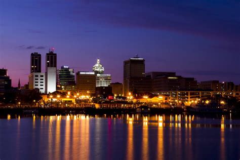 > all apartments / housing for rent housing swap office & commercial parking. Living In Peoria, IL - Peoria Livability