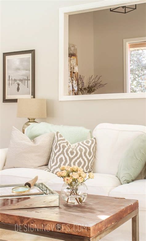 Don't despair at your tiny apartment space, there are ways to dress it up and make it seem larger after all, not all of us can live big in penthouses and mansions. A Cheap Way to Personalize Your Home Decor | Inexpensive ...