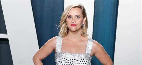 Reese Witherspoon Recalls Having ‘no Control In Sex Scene With Mark Wahlberg For The Movie