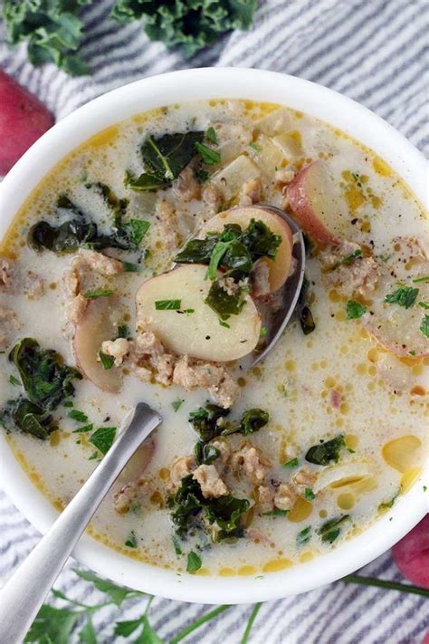 This zuppa toscana recipe is not an olive garden zuppa toscana copycat, instead it is a classic zuppa toscana, however is much heartier, often consisting of not only italian sausage, potatoes and kale (like the olive garden version) but onions, celery, carrots, cannellini beans. Zuppa Toscana (Olive Garden Copycat) | Recipe | Kale soup ...