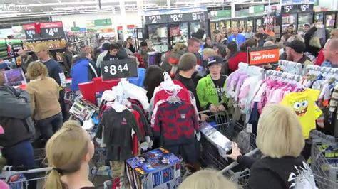 What Stores Are Doing Black Friday Right Now - CAUGHT ON CAMERA: Crazy Walmart Black Friday Shoppers - YouTube