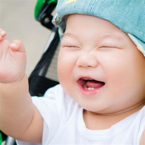 11 Important Baby Cues | Parenting