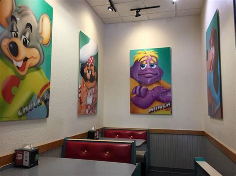 Quiet Secluded Corner Of Chuck E Cheese Rliminalspace