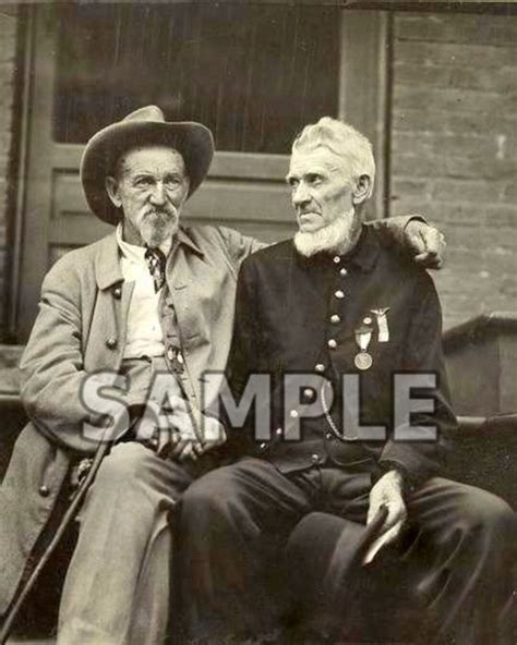 8x10 Photo Of Two Civil War Veterans Gettysburg 1913 Etsy