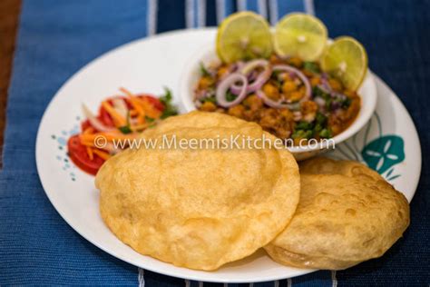 · chole bhature is one of the tempting and flavorful dishes from punjabi cuisine. Chole Bhature - MeemisKitchen