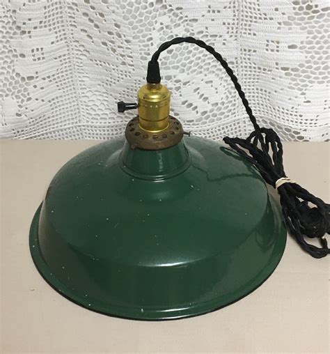 4.7 out of 5 stars. Vintage 12 Green Porcelain Enamel Hanging Barn Light Fixture, Plug In Light, Old Pendant Light