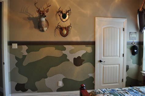Camouflage bedroom ideas kids are full of imagination. Painting and Design by Celeste: The camo room