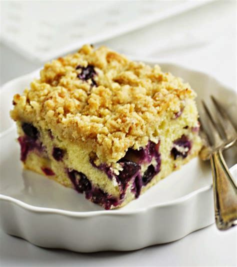 Bild 3 von 5 blech: Zitronen-Schmand-Kuchen mit Blaubeeren und Streuseln ...