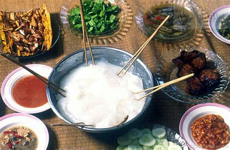 Walaupun penentangan yang dilakukan tidak membuahkan hasil, namun, kesedaran yang timbul semasa gerakan tersebut. Jom kenali makanan unik tradisi Sabah dan Sarawak - The ...