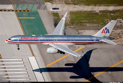 Boeing 757 223 American Airlines Aviation Photo 2243396