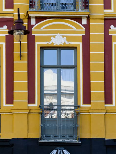 Agrandir une fenetre en porte fenetre création d'un balcon. Porte balcon - Menuiseries Bouillon
