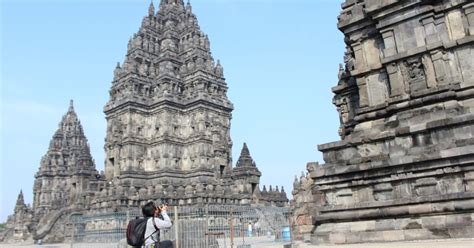 Contoh kata pengantar karya ilmiah. Makalah Sejarah Candi Prambanan Lengkap - Contoh Yes