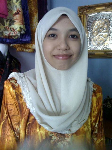 Foto bayi perempuan pake jilbab. Foto Perempuan Berjilbab