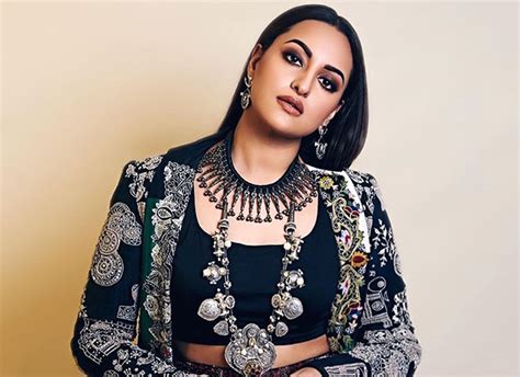 Dabangg 3 Sonakshi Sinha Takes The ‘munna Badnaam Hua Challenge And Rocks It 3 Bollywood