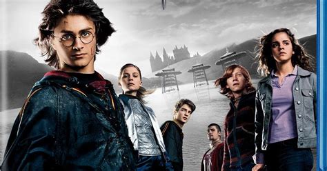 Em seu 4º ano na escola de magia e bruxaria de hogwarts, harry potter é misteriosamente selecionado para participar do torneio tribruxo, uma competição internacional em que precisará enfrentar alunos mais. Harry Potter e o Cálice de Fogo (2005) 720p Dublado Torrent - FILMES HUNTER BRASIL