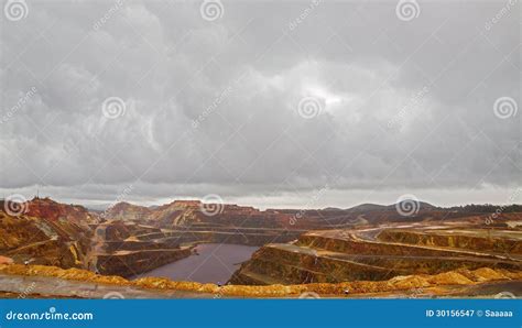 Mine De Rio Tinto Image Stock Image Du Tonnelier Cloudscape 30156547