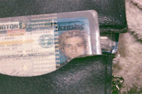 Курт кобейн / kurt cobain. Never-Before-Seen Images Of Kurt Cobain's Crime Scene