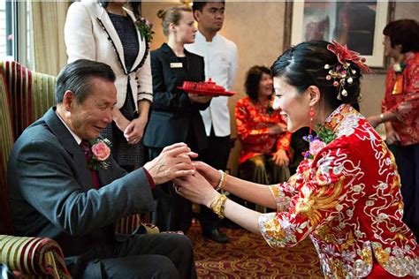 This is repeated with the other elders in the order of descending generation rank. Chinese Wedding Tea Ceremony Melbourne