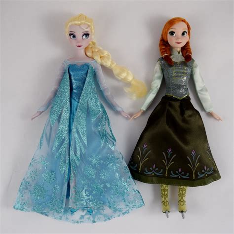 Elsa And Anna Ice Skating Set Us Disney Store Purchase D Flickr