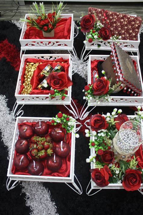 tutorial seni gubahan hantaran pertunangan/perkahwinan @ qaseh ibu #tutorialsenigubahan #bertunang #perkahwinan. Kalau Dah Jodoh: Tempahan Gubahan Hantaran Pertunangan ...