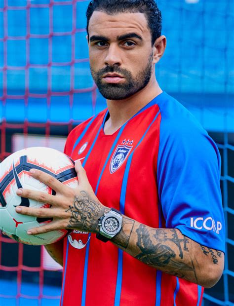 This transfer statistic shows the compact view of the most expensive signings by johor dt in the 18/19 season. Johor Darul Ta'zim Football Club Hublot 11 - The Hour ...