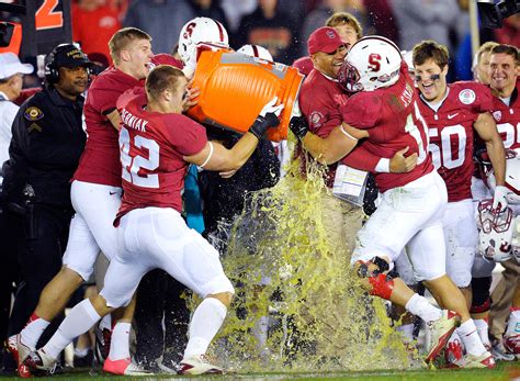 It begins a run of 40 bowl games in 15 days to be followed by the national championship game nine 23 at 4:30 pm on espn from qualcomm stadium, san diego, ca. Game-Day Celebrations - Best College Football Game Day ...