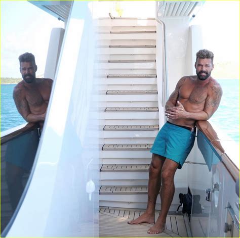 Ricky Martin Looks So Hot In These Shirtless Vacation Photos Photo