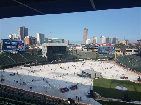 Section 411 at Wrigley Field for Concerts - RateYourSeats.com