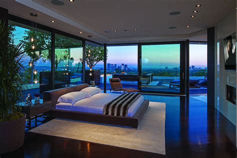 World Class Beverly Hills Contemporary Luxury Home With