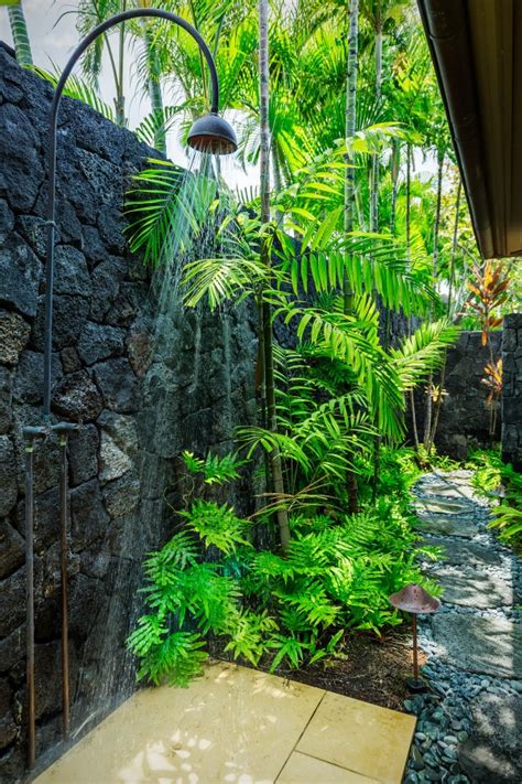 Outdoor Shower Gardens In Hawaii Hawaii Life