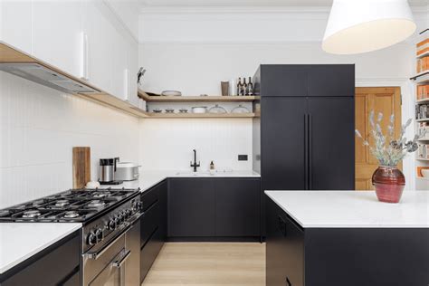 Polished Modern Kitchen Design Ideas To Consider