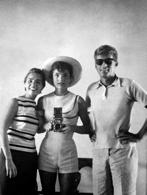 Jackie O Mirror Selfie With JFK And Ethel Kennedy 1960s 9GAG